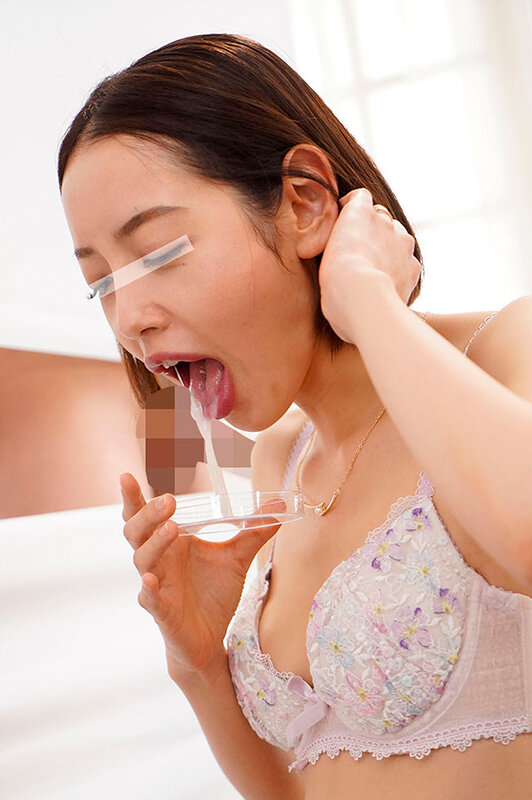 一般男女モニタリングAV 巨乳妻限定！ノーハンドフェラでズラ〜ッと並んだチ○ポ10本の中から愛する旦那のチ○ポ当ててみて！4 ハズレたらいきなりデカチン即ハメ！形・大きさの異なるフル勃起チ○ポと大量ザーメンを味わって発情した人妻オマ○コは旦那の目の前なのに絶…