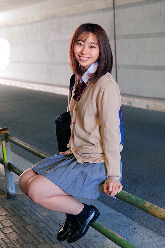 かんちゃん清楚とビッチのちょうど間wめちゃくちゃ可愛い。みおな精飲大好き隠れビッチ学生。チン舐めが何より大好きw