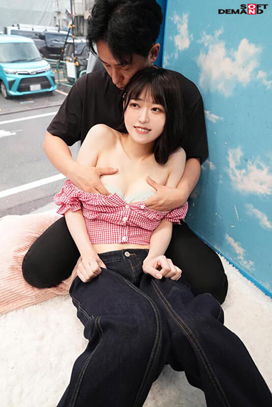 【オフショル女子限定】初めてのDEEP乳揉み！恥ずかしいけど吐息を漏らしちゃうおっぱい敏感娘は生ち〇ぽだって受け入れちゃう？？鎖骨の綺麗な素人娘・らんちゃん編