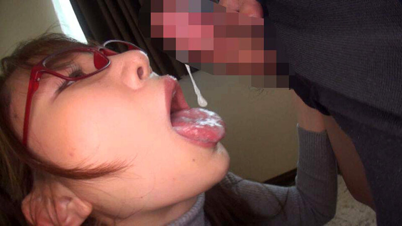 ヲタ女子精液ごっくんSEX 津浪葵