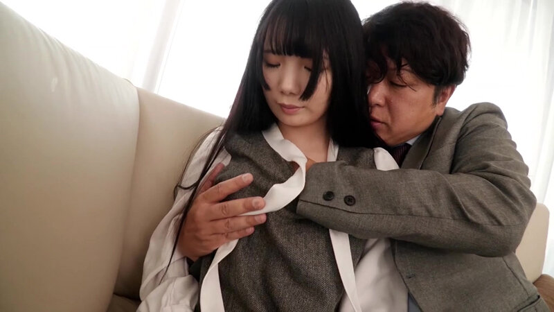【4K】世間知らずな制服女子が軽い気持ちでP活してみたら…まさかのどハマり おじさんの巨根を自ら求める不埒な女になりました… 南日菜乃