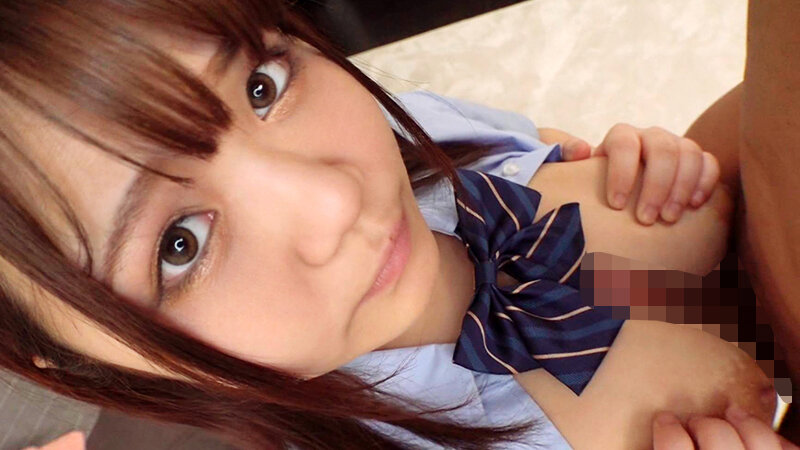 天然巨乳なオッパイこそが最強！神乳女子○生に生中出し！10人10時間