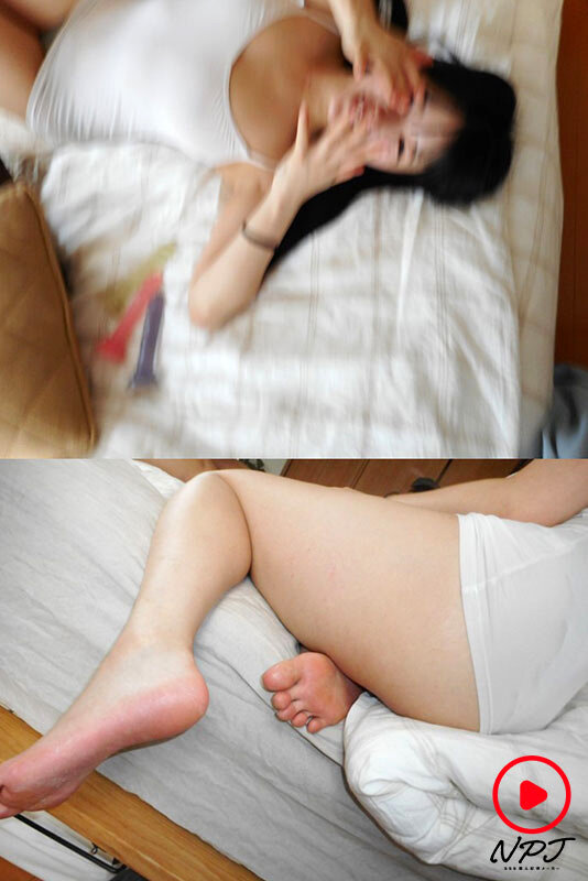 当時付き合っていた彼女のすっぴん、裸、SEX、全部晒して勝手に流出 夜、宅飲みから始まって朝1限サボってセックスするだけの大学生実録。狭くて壁が薄いワンルームでノーブラ彼女に性欲だけ求める大学生活。