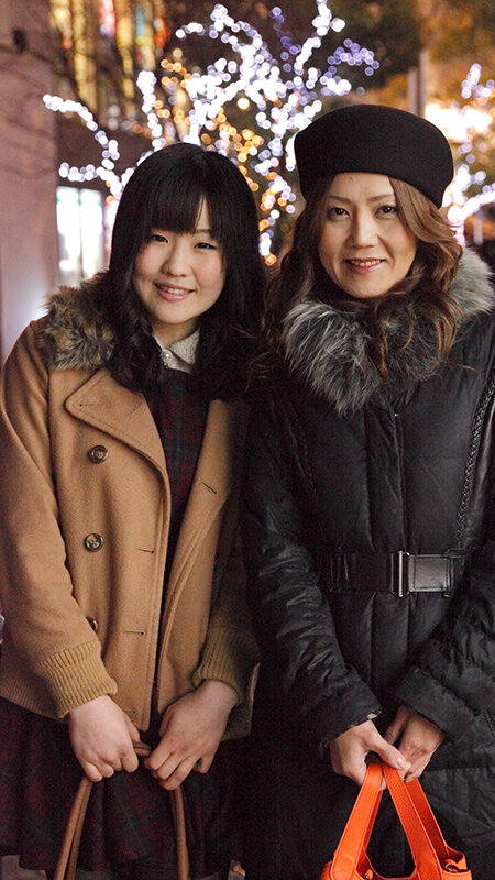 家族の絆は固かった！？「お父さんには言わないで」とか言いながら、娘の前でもお構いなし、欲求不満を拗らせた熟女母12名4時間3