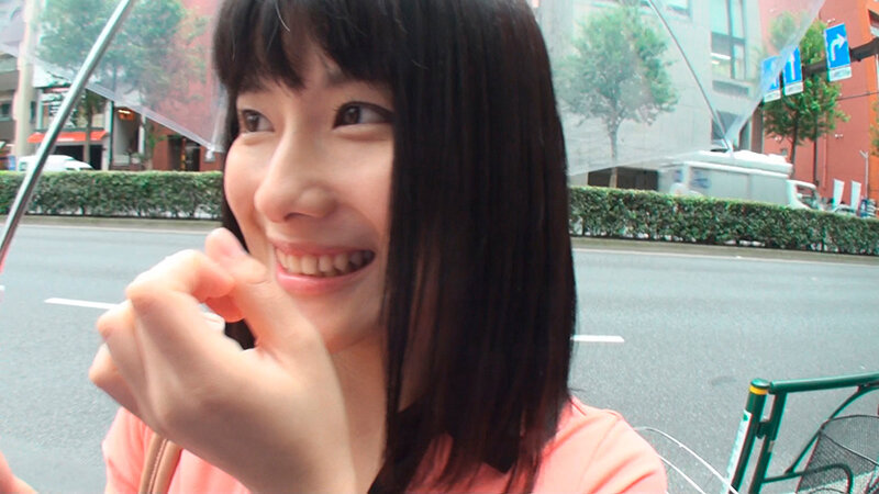 地味娘だってエッチはしたい！！ 大人しく真面目な娘ほど性的好奇心を隠し持つ！？ ナンパするなら…実は黒髪娘が狙い目だったりする！！ ちょっとエッチな地味娘12人4時間 2