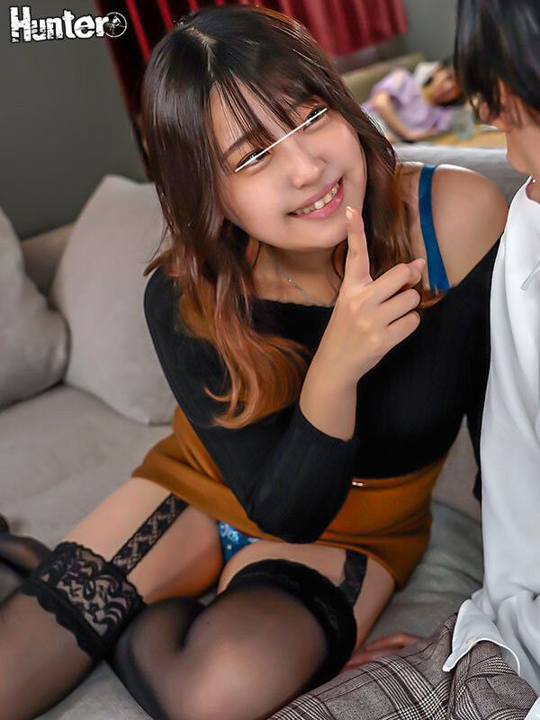 姉の友達がエロ過ぎる！至近距離に姉がいるにも関わらず巨乳密着中出しOKでボクを誘惑！するとその様子に気づいた姉も密かに発情して追撃近親相姦！