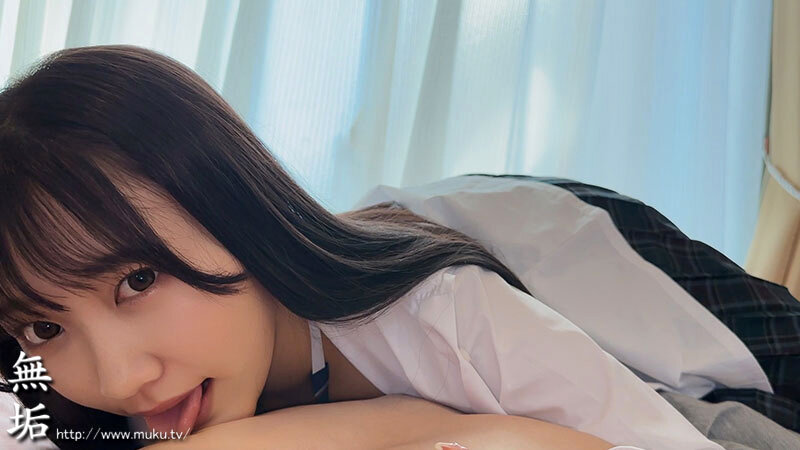 最高にヌける激かわ制服美少女とハメまくりイチャラブSEX 精子出しきるまでパコる超濃厚種付け 美少女2名。大量中出し、ハメ撮り、フェラ顔もイキ顔も最高（MUCD-311）