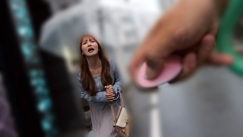 恥辱、陵●、とびっこ装着・繁華街デート！25 友田彩也香