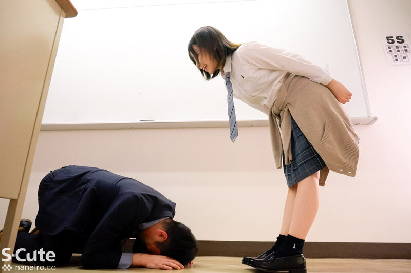 噂のタダマン生活委員にSEXさせて下さい。と、土下座してみるorz 沙月恵奈
