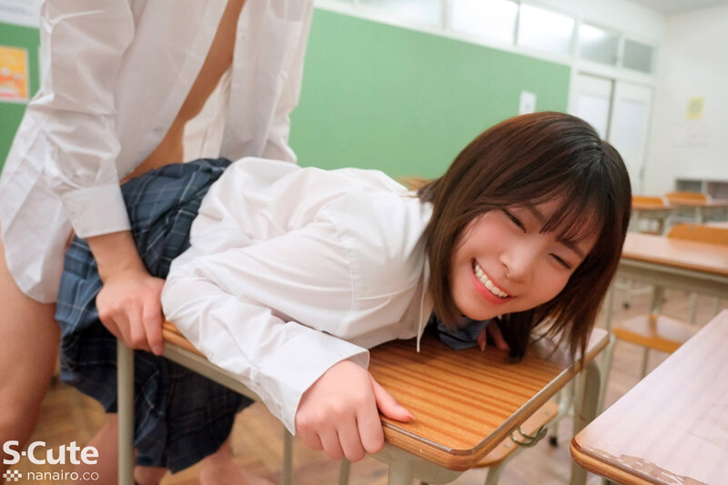 噂のタダマン生活委員にSEXさせて下さい。と、土下座してみるorz 沙月恵奈
