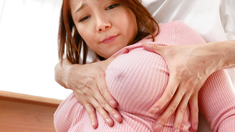 浮気志願Iカップ妻 初めての他人棒を前にうっとり