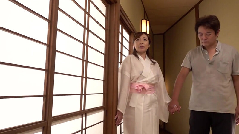 【巨乳】隣の奥さんは巨乳で黒乳首で童顔で床上手 小林真梨香 即即編