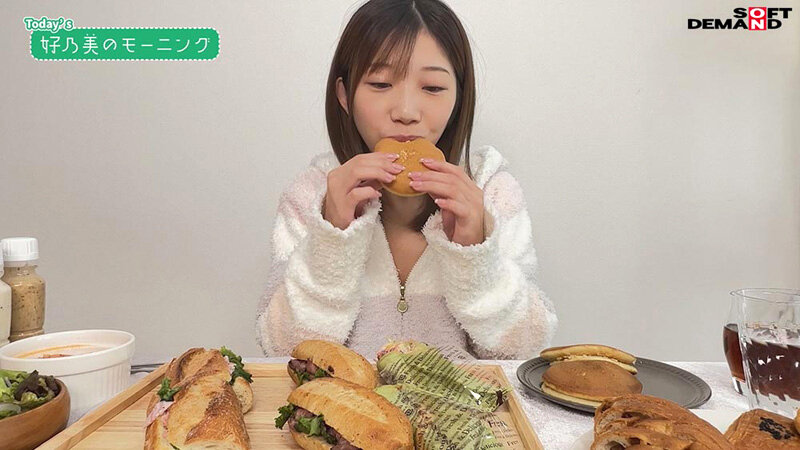 ペニスしゃぶりまくりASMR！ おち〇ぽモッパン！！ ＃よく張りグルメ女子3名収録 ＃モッパン ＃mukbang ＃高級食材ち〇ぽ ＃食ザーメン ＃ごっくん ＃Japanese ＃大食い ＃ちんテロ ＃大胃王＃美人姉妹 ＃知育ち〇ぽ