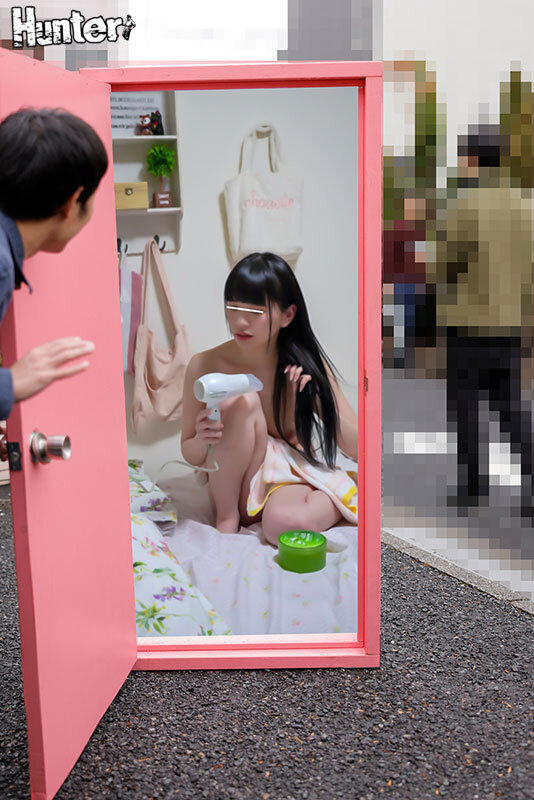 どこへでもドア「キャー、エッチ！何でここにいるの？早く出てってよ！」そのドアを使うとどこへでも行けるんです！そしてどこででもイケるんです！3