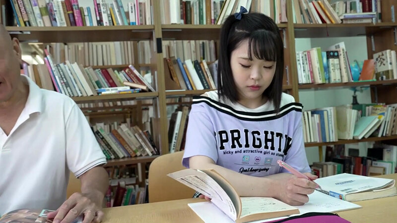 図書館で夏休み中の私服J〇を 尾け回して寸止めマ〇コいじりを繰り返したら痴女っこに豹変！ くっつき甘えんぼベロチューをおねだりされて、勃起ち〇ぽで何度も精子を搾り取られた！Targetゆうりちゃん編