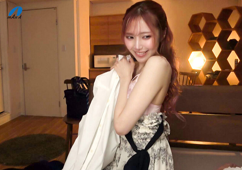 1日中セックスしよッ！ 朝から晩まで、いつでもどこでも本能のままSEX三昧！！ 斎藤あみり