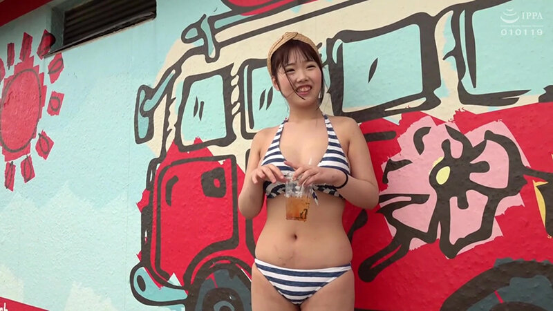 ココナッツ香る夏ギャルが挑戦する手コキ射精チャレンジ！ 遅漏すぎデカチンを15分以内にどっぴゅん発射できたら賞金15万円！ 「ギン勃ちで熱くてドクドク…照」と赤面した素人ビキニ娘は、覚醒デカマラの連続中出しも受け入れてしまうのか！マジックミラー号…〜じゅり編〜