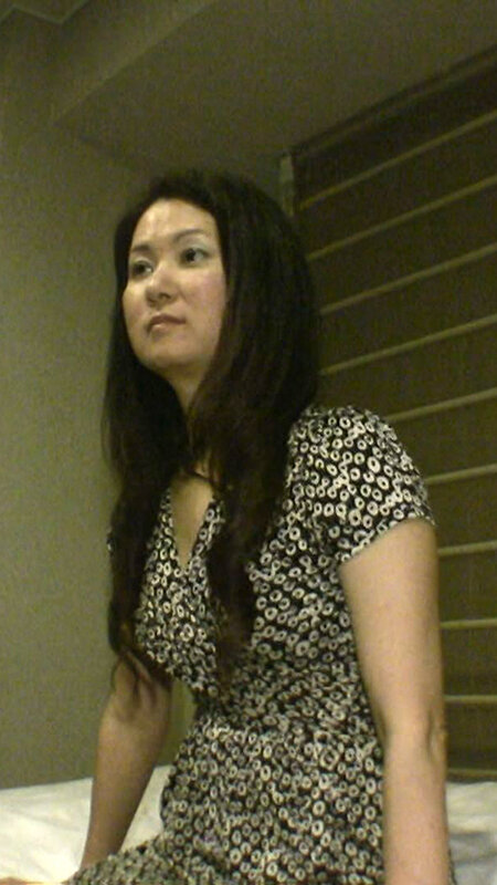 「私だってオンナなんです…」 薄幸人妻 恵まれる事無く歩んだ人生… 初めての浮気SEXで味わう淡い幸福＆無上の快感 初撮り熟女 淫乱開花 中出し昇天12人240分