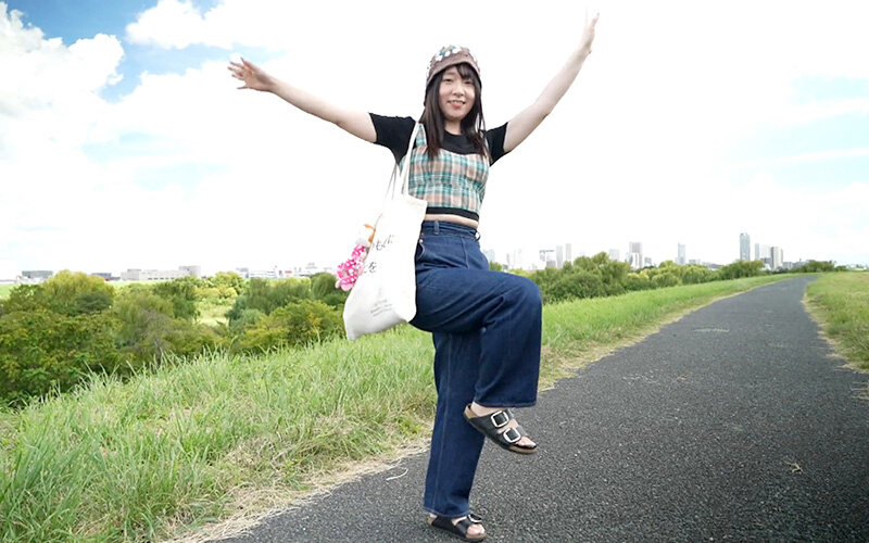 ドM120％な変態「お前」って呼ばれると萌える テンションも激ヤバでまん毛ボーボー 2本のポコチンに大満足で大絶叫 愛しのまきちゅわ〜ん 遠山まき
