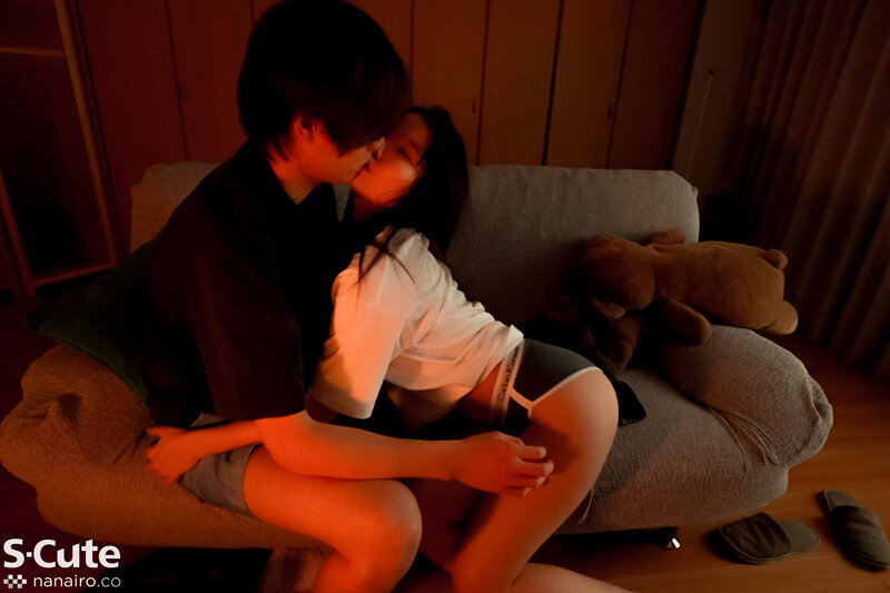ボクの彼女が濡れるセックスは少々変わっている。枢木あおい