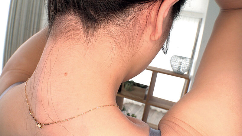 素人ヘアヌード大図鑑〜個性溢れる陰毛を美しく備えた清楚美女編