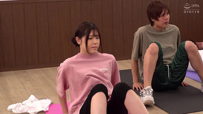 羞恥！パワハラ一座演技ができない大根新人女優に役の気持ちをわからせる為に全裸演技指導する劇団の皇帝・座長〜モリマン赤ずきん皆瀬あかり編〜