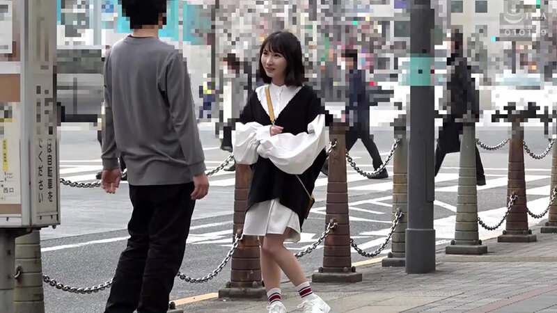 耐えたら賞金！ダメならデカマラ即ハメ！女子大生ガニ股顔面騎乗クンニチャレンジ！敏感なクリの皮を剥かれデロデロに舐められ膣穴に舌を捻じ込まれガックガク絶頂イキ潮噴出しまくり！！発情ナマオメコ中出し〜りん編〜
