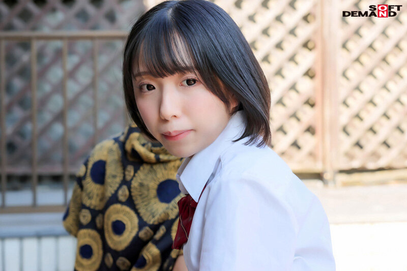 家では妹にスクール水着を着させていつでもズラして挿入できるようにしています。〜男を知らない未発達なカラダは兄の歪んだ愛にイキ墜ちた〜 楓きらり