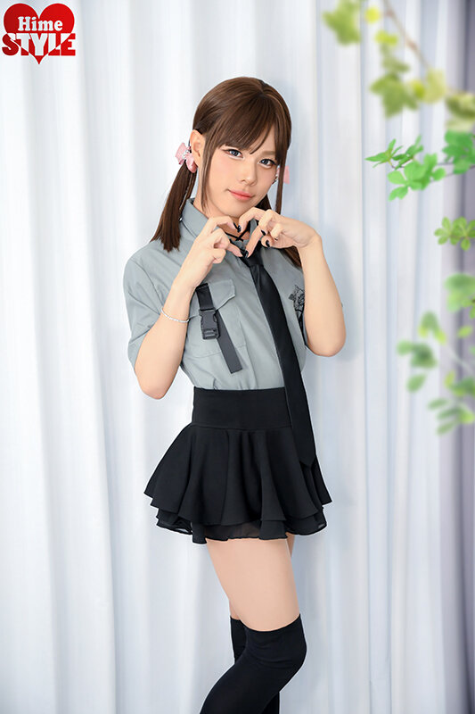 18歳155cmのミニマム美少女は首を絞められて感じちゃうドMオトコの娘でした。冬馬せりかAV Debut