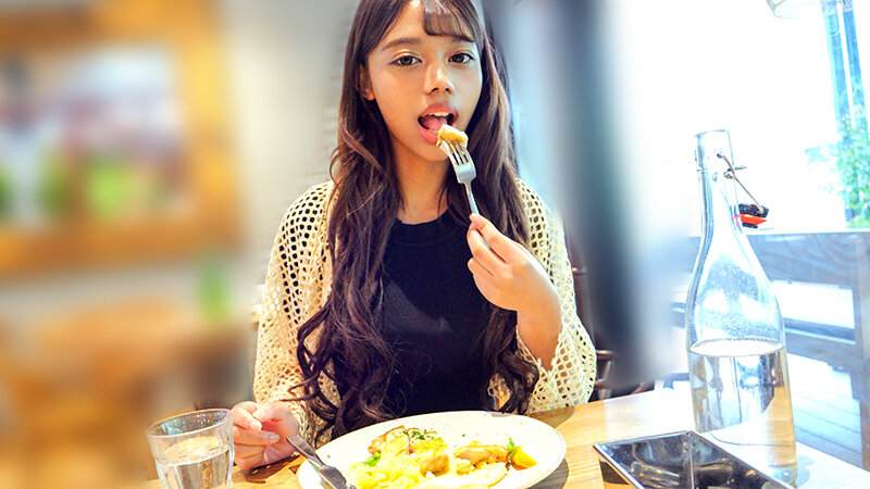 素人JD【限定】ロゼちゃん20歳 南米系のハーフJD降臨！！黒乳首の爆乳を激しく揺らしながらハードファック！！オイルで黒光りするラテン系エロボディに大量中出しSEX！！