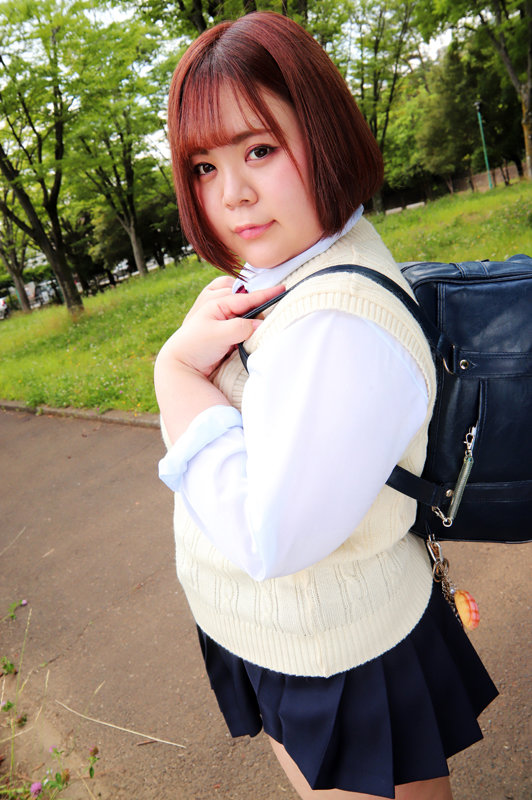変態巨乳肉女 三人目 根本もえ