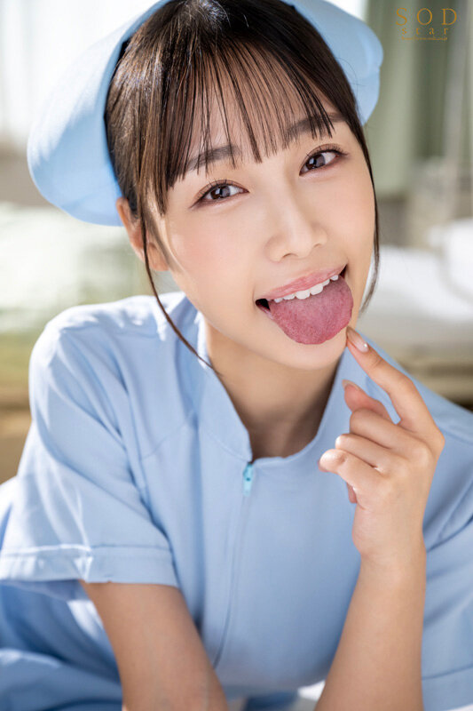 どんな時にも濃密フェラで患者さんのチ〇ポをご奉仕してくれるナースさん 斉藤帆夏