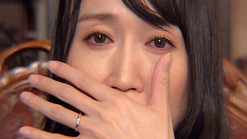 セックスすると気持ち良すぎて涙が出ちゃうの…泣き上戸の極上美人妻 立浪ひろな40歳 AVデビュードキュメント