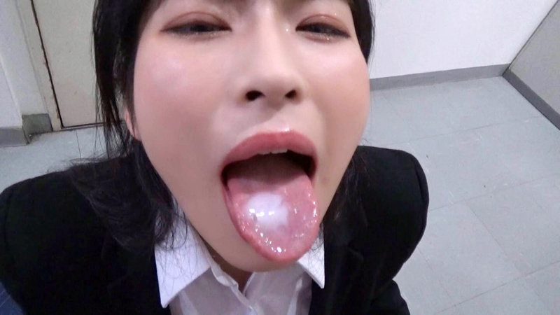 廊下に勃ってなさい！ワイセツ女教師20人 抵抗できないフェラ体罰