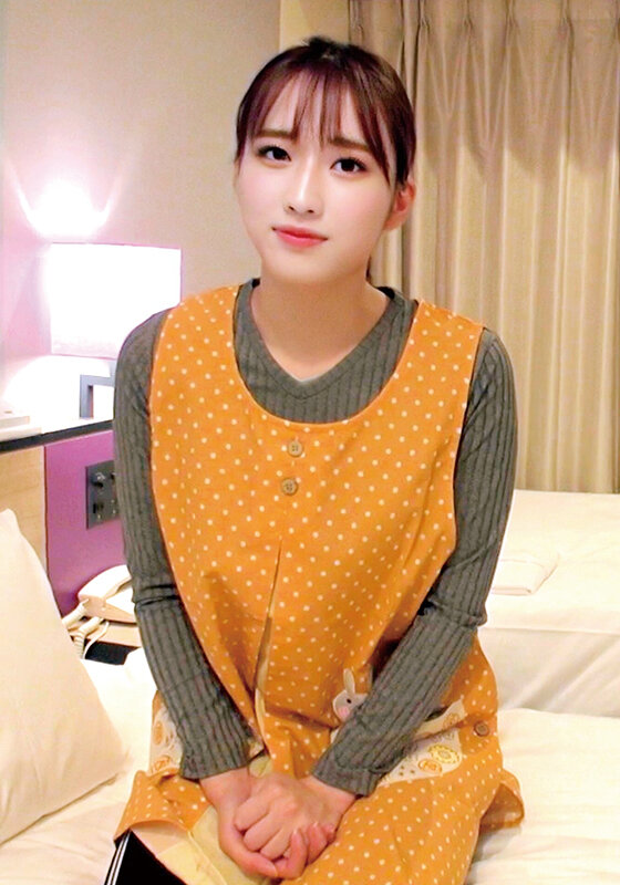お嬢様大学に通う超美少女かのんさん（21才）大学3年生法学部＆ドラマ主役的美人保育士みう先生（23才）