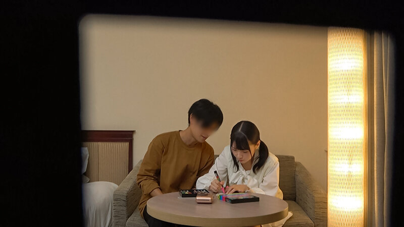 【盗撮】ライブ終わりの人気急上昇中のアイドルと密会する様子を盗撮。表向きはファンのみんなが彼氏と謳う地下アイドルの鑑でも、裏では本彼とイチャラブ生ハメSEXをしまくる痴女アイドルだった。【流出××】