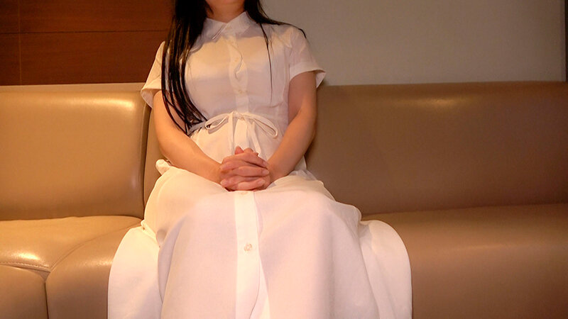 ちょい陰キャな清楚系ビッチと潮吹きまくりの中出し性交  いちか（26）