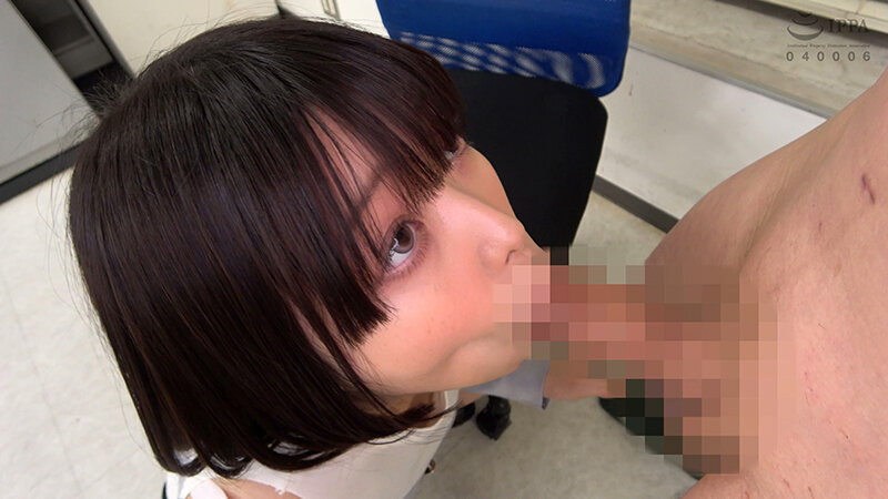 素人ナンパでセンズリ鑑賞17 見るだけでいいんです！だからちょっと僕のチ●ポ見てもらえませんか？