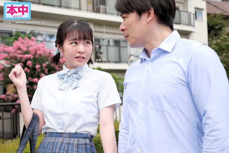 シングルマザーの彼女の連れ子がドストライクすぎて彼女の在宅中に、ホテルでめちゃくちゃ中出ししまくった 星乃さくら