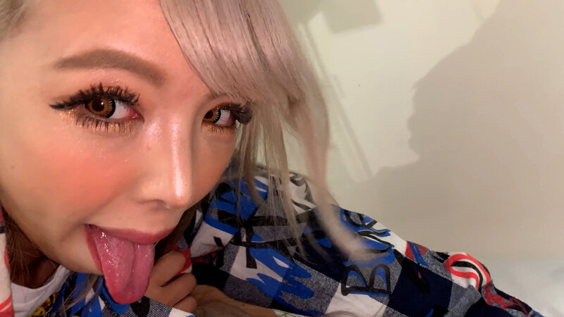イケイケ関西黒ギャル霜月るな 肉食系ギャルの鼻フェラに大興奮！