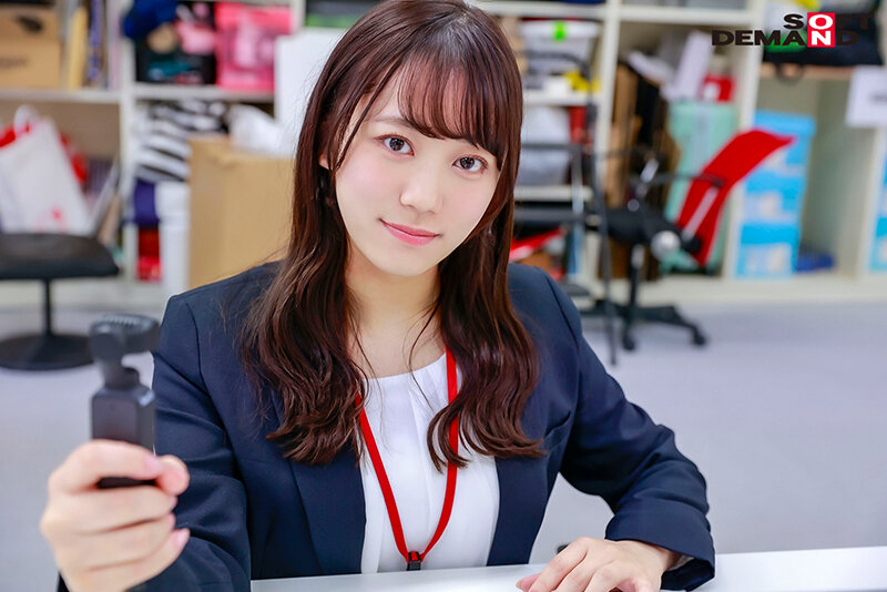 ぜ〜んぶ未体験！素人男性に突撃交渉！お店でフェラ・初風俗プレイ・初おもちゃ・初3P 「私に初体験させてください…っ！」 AV修行の業務命令！？皆様によりよいAVをお届けするために大奮闘！SOD女子社員 宣伝部入社2年目 小野寺舞