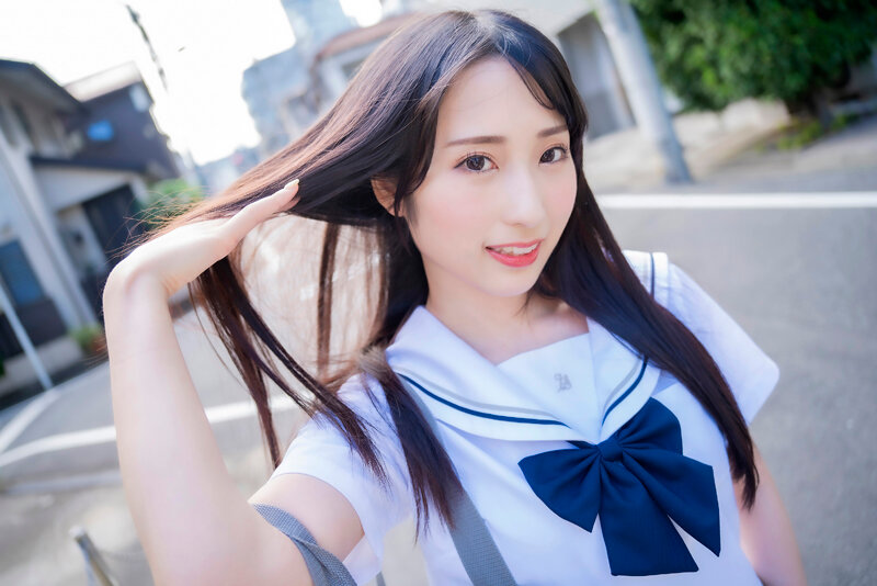 【4K】制服女子と初体験 最高に羨ましい筆おろし 真白みのり